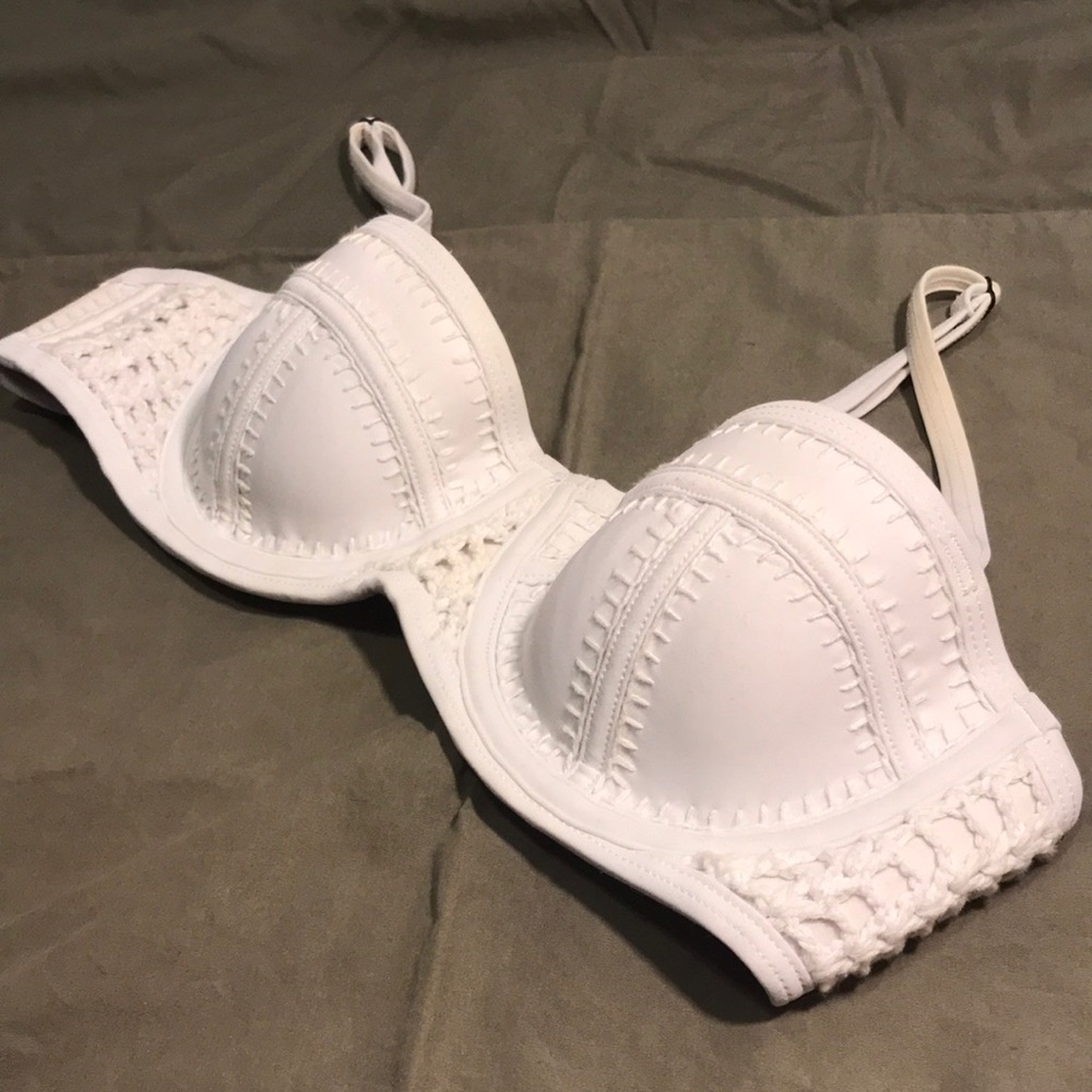 White Crochet Triangl bikini